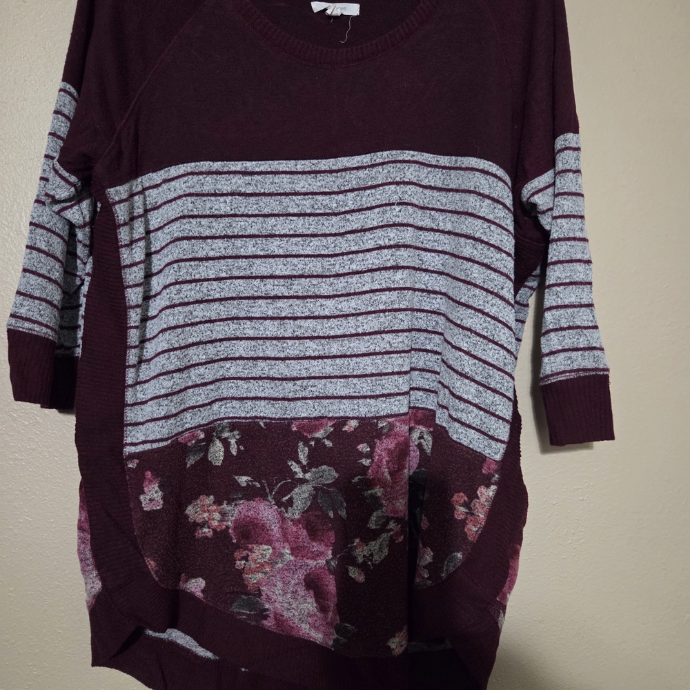 Maurices 3/4 Length Burgandy Sweater